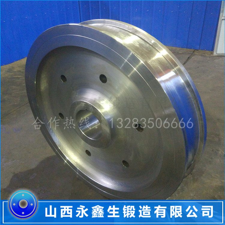 鍛造三軸轉(zhuǎn)向架車輪