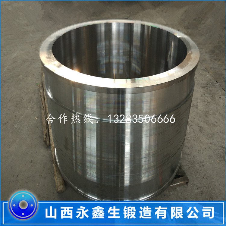 輥式破碎機(jī)輥皮鍛件