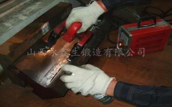 磁粉探傷檢測鍛件